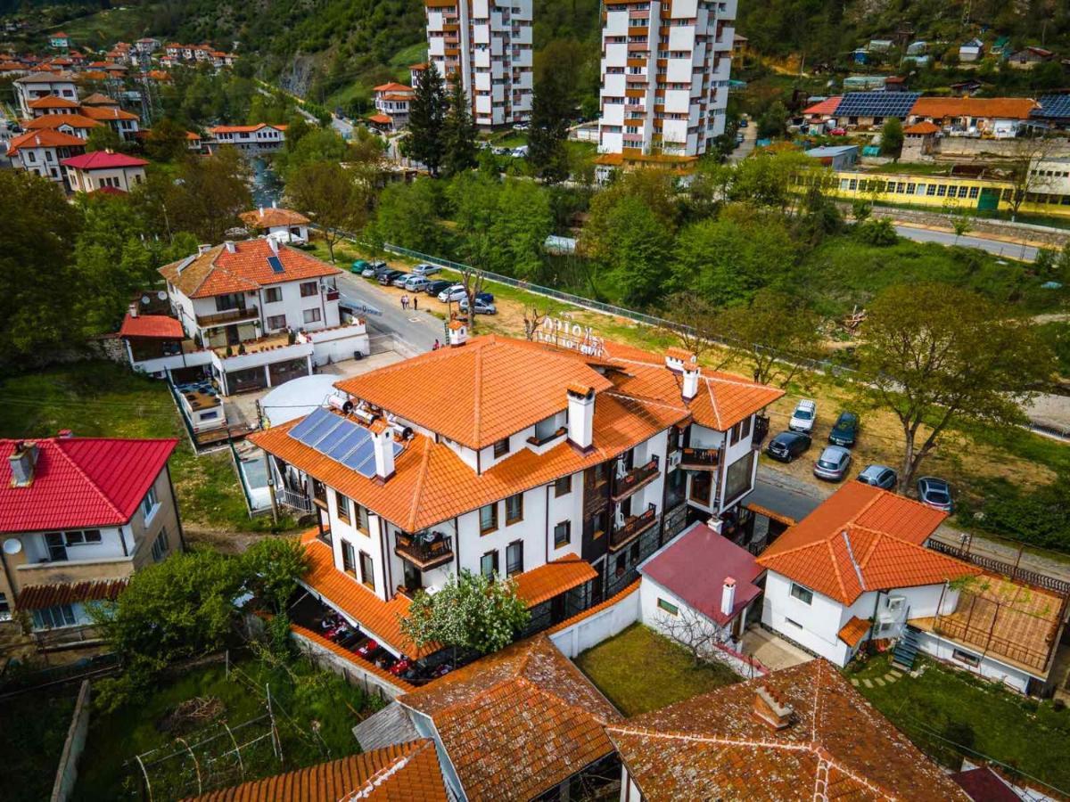 Семеен Хотел Златоград Ngoại thất bức ảnh